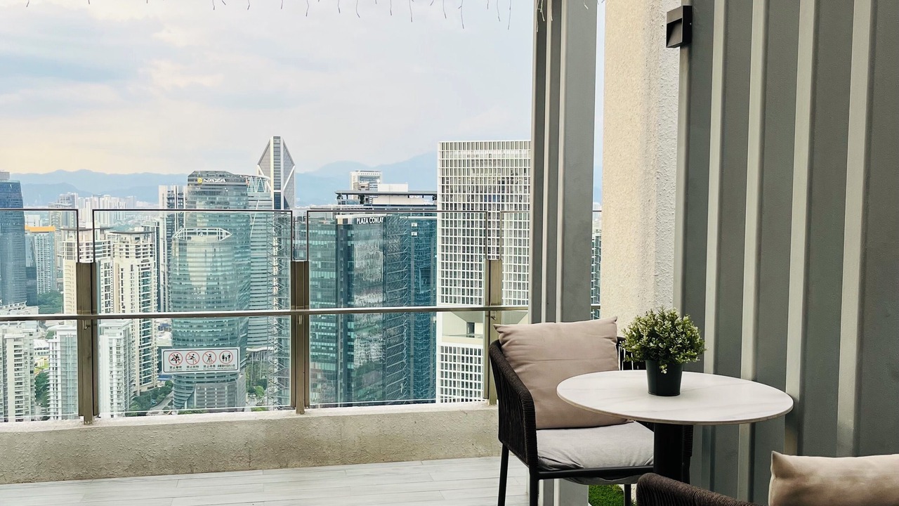Photo of Patio Balcony in Imbi
