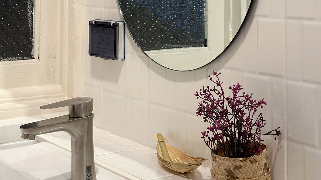 Photo of Bathroom in Pom Prap