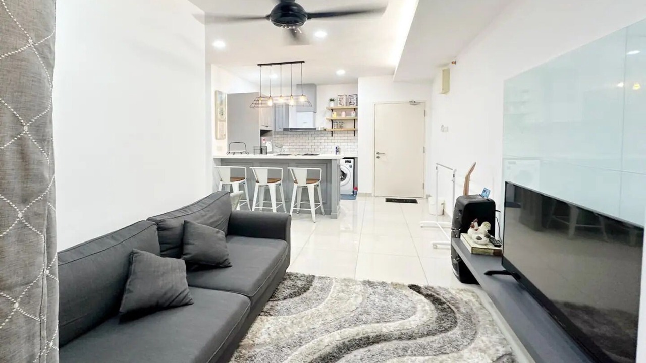 Photo of Livingroom in Downtown George Town