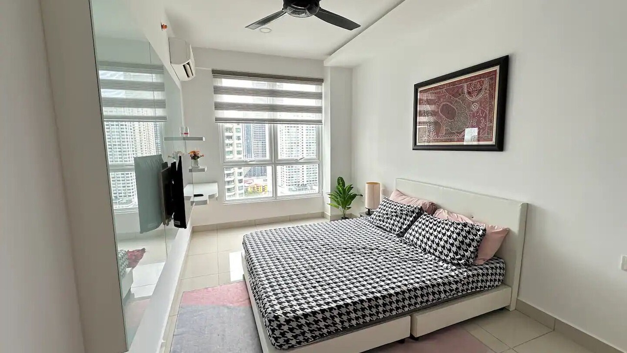 Photo of Bedroom in Downtown George Town
