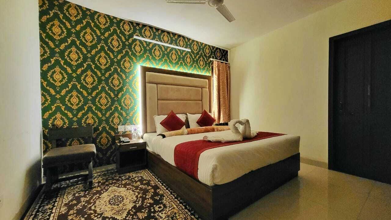 Photo of Bedroom in Shimla