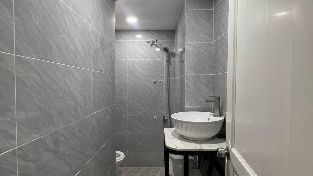 Photo of Bathroom in Chamkar Mon