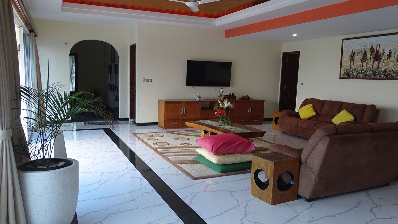 Photo of Livingroom in Kalibukbuk