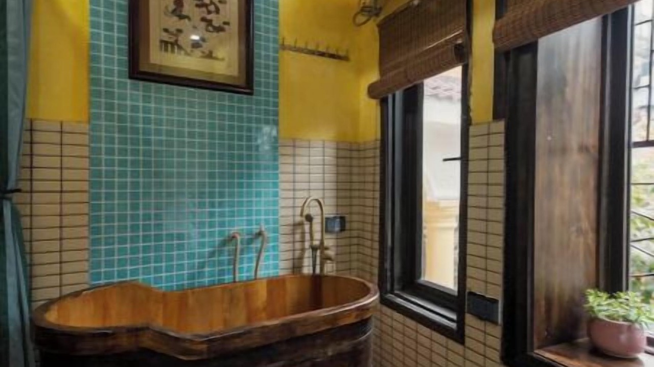 Photo of Bathroom in French Quarter