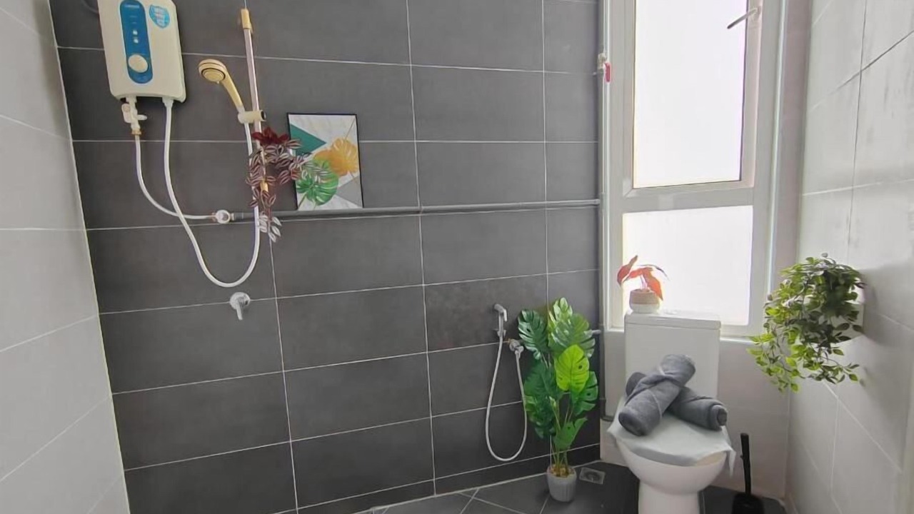 Photo of Bathroom in Taman Teh Teng Seng