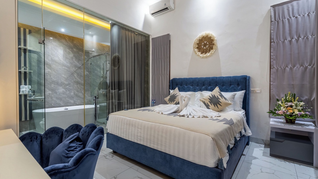 Photo of Bedroom in Drupadi