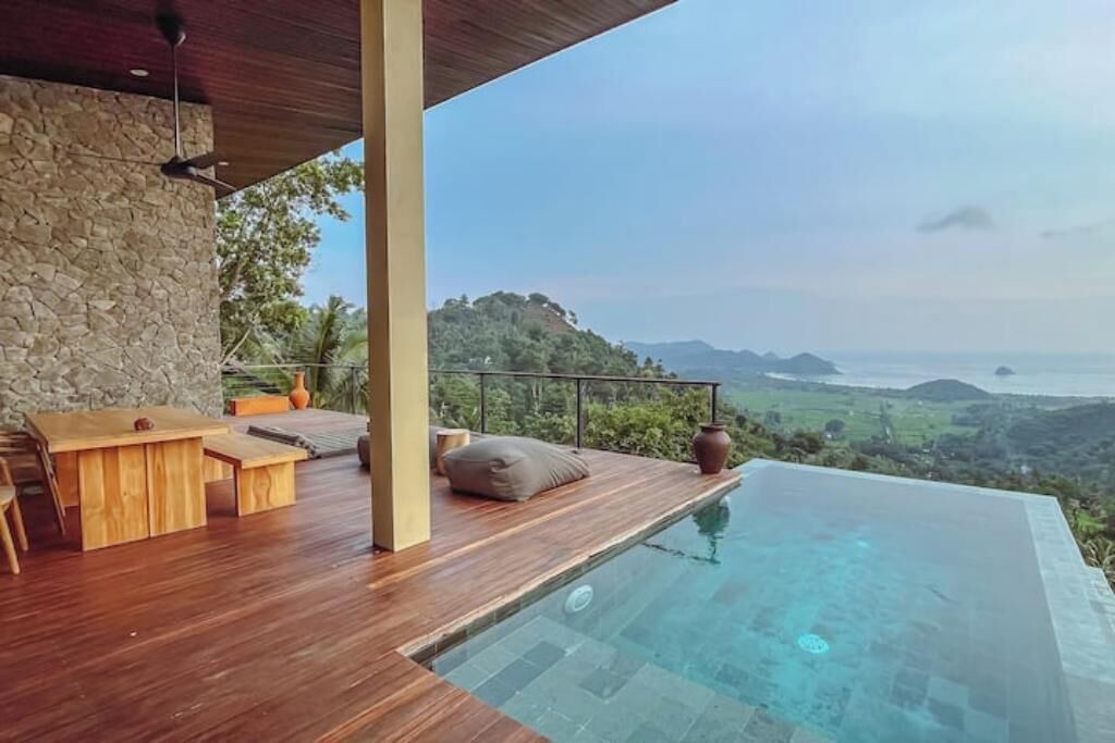 Photo of Outdoor in Selong Belanak