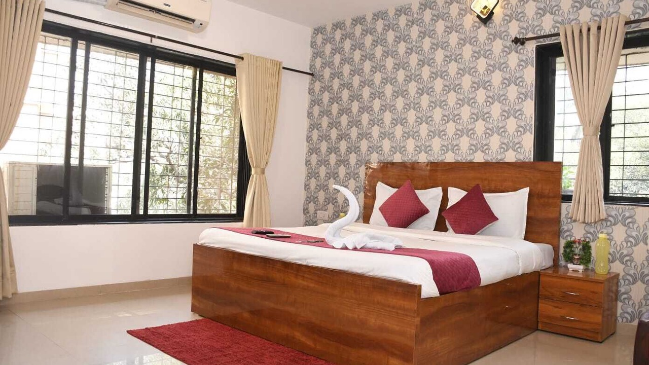 Photo of Bedroom in Kandivali East