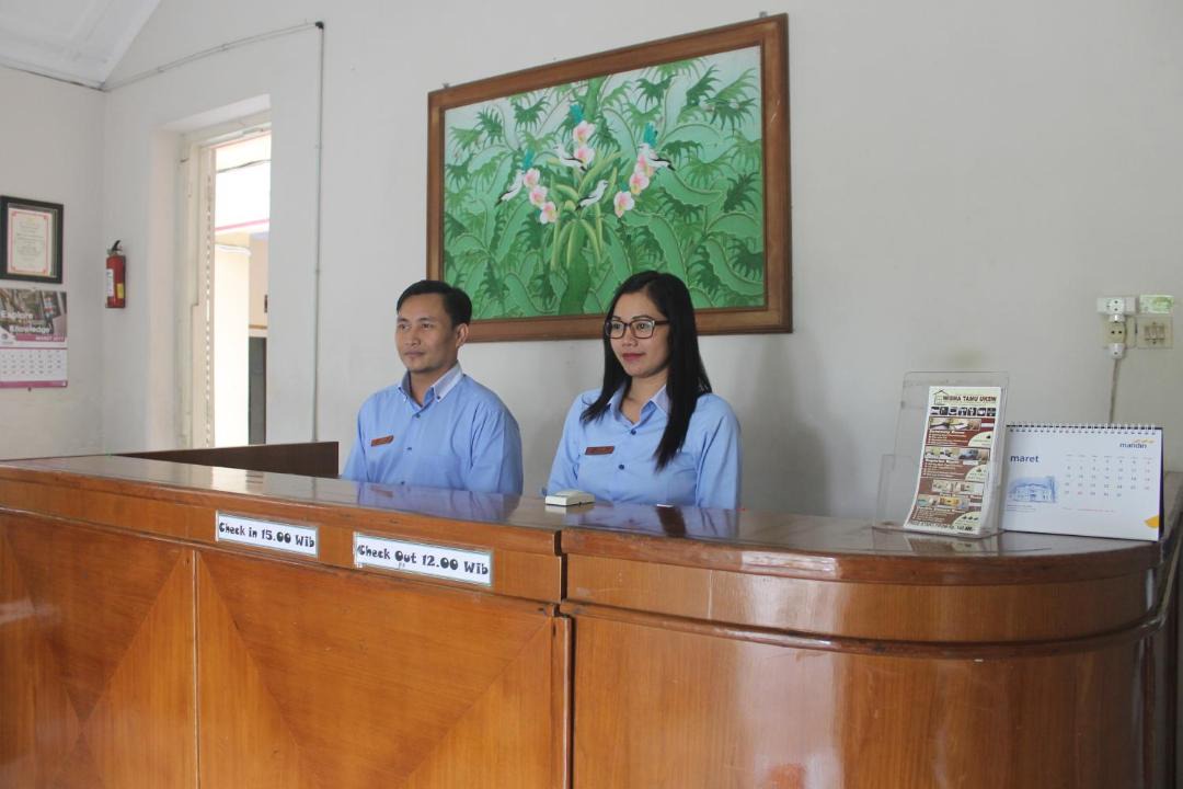 Photo of Human In Picture in Salatiga
