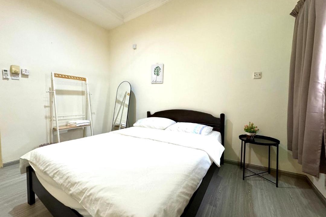 Photo of Bedroom in Kampung Simee