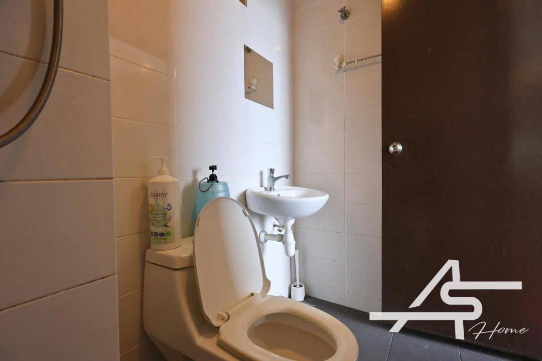 Photo of Bathroom in Kampung Bukit Dukong