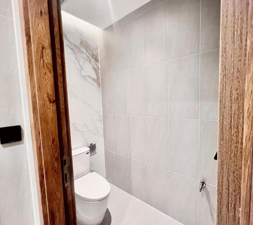Photo of Bathroom in Long Beach