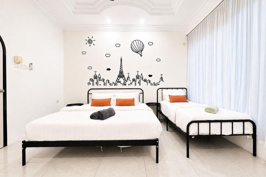 Photo of Bedroom in Kampung Simee