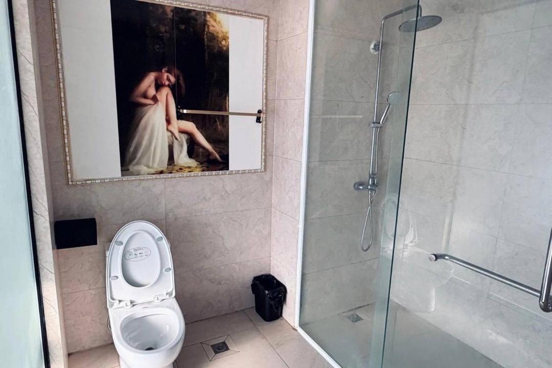 Photo of Bathroom in Mittakpheap