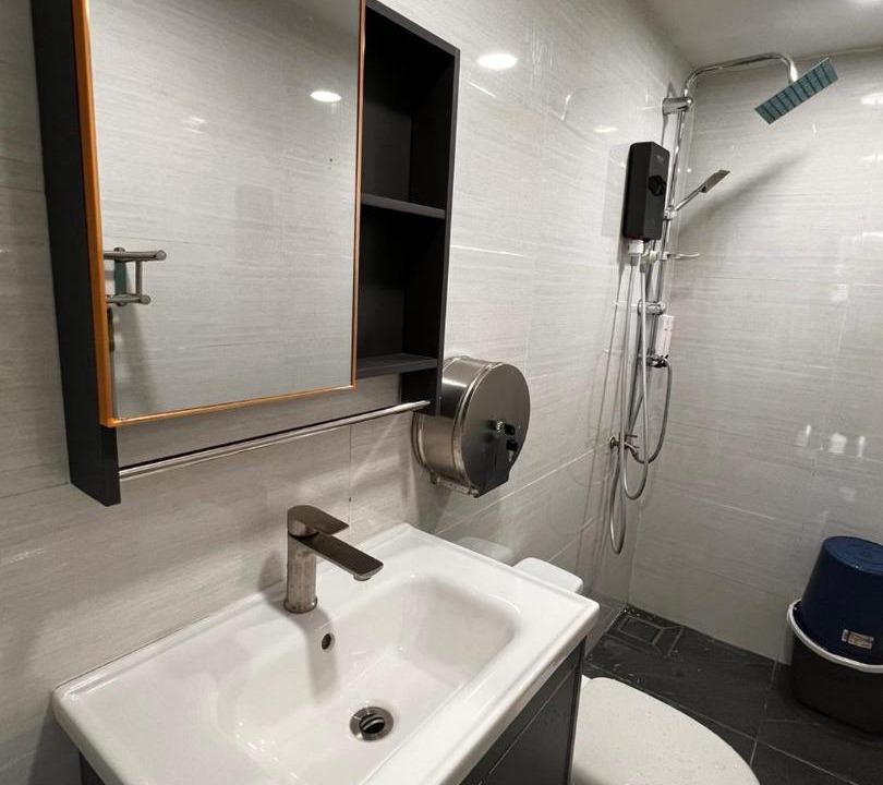 Photo of Bathroom in Central District
