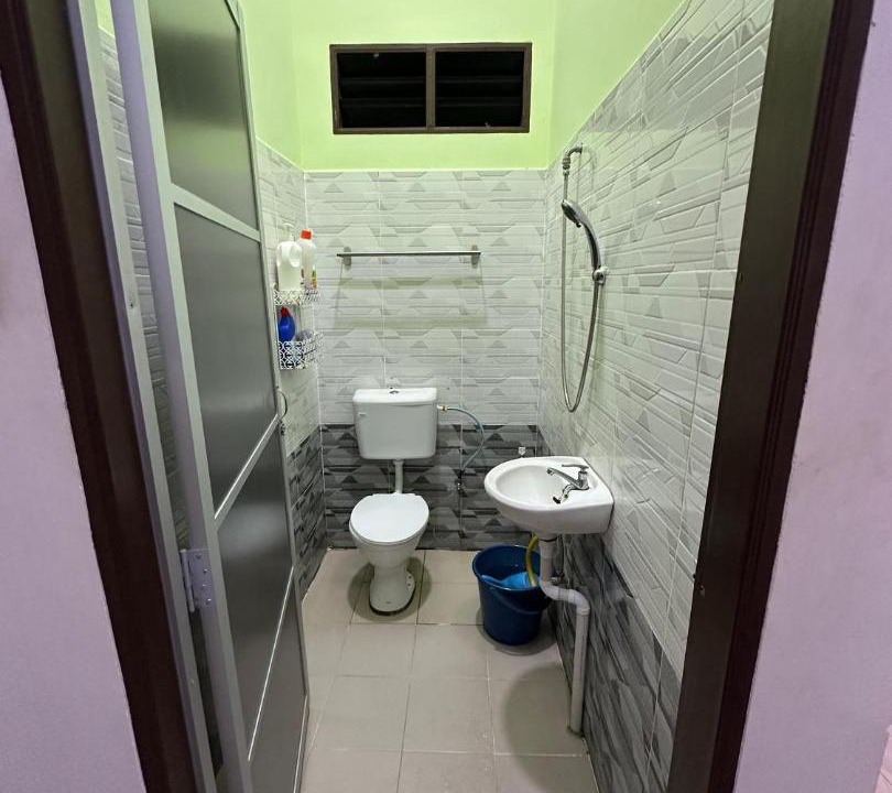Photo of Bathroom in Kawasan Perindustrian Chendering