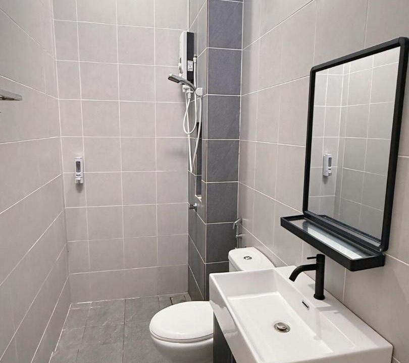 Photo of Bathroom in Kampung Salak Tinggi