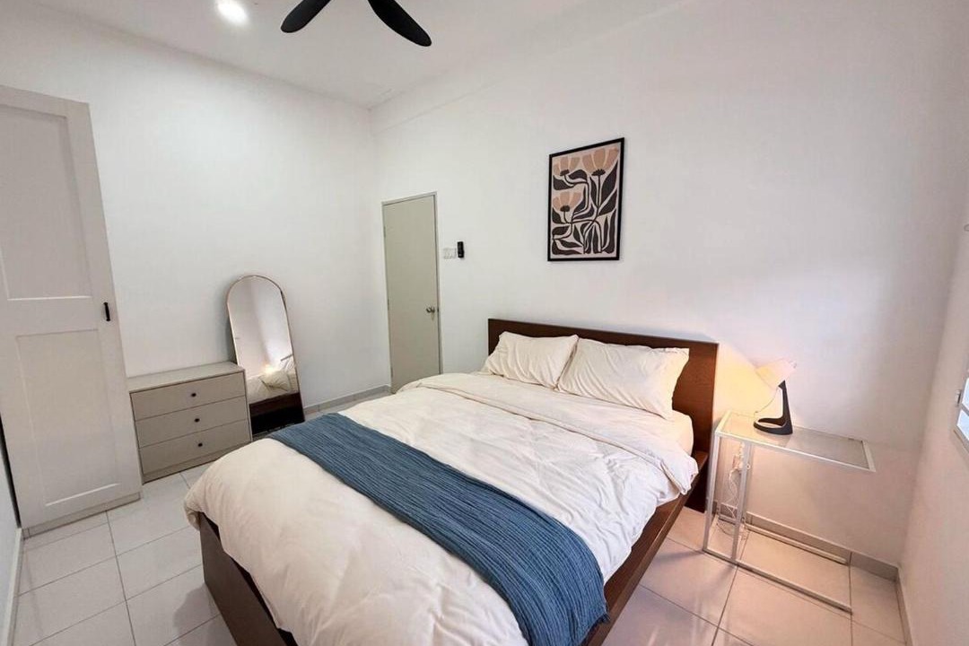 Photo of Bedroom in Kampung Salak Tinggi