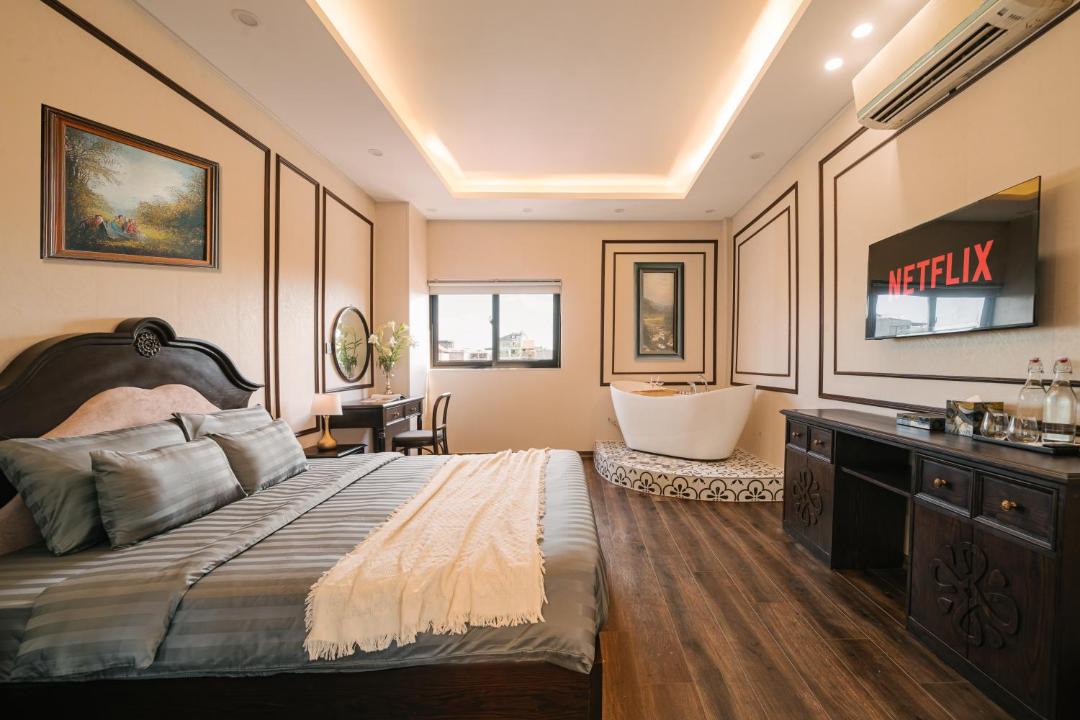 Photo of Bedroom in Van Mieu