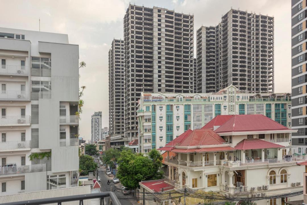 Photo of Buildings in Chamkar Mon