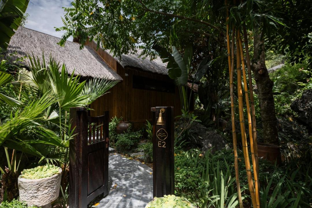 Photo of Others in Hoa Lu
