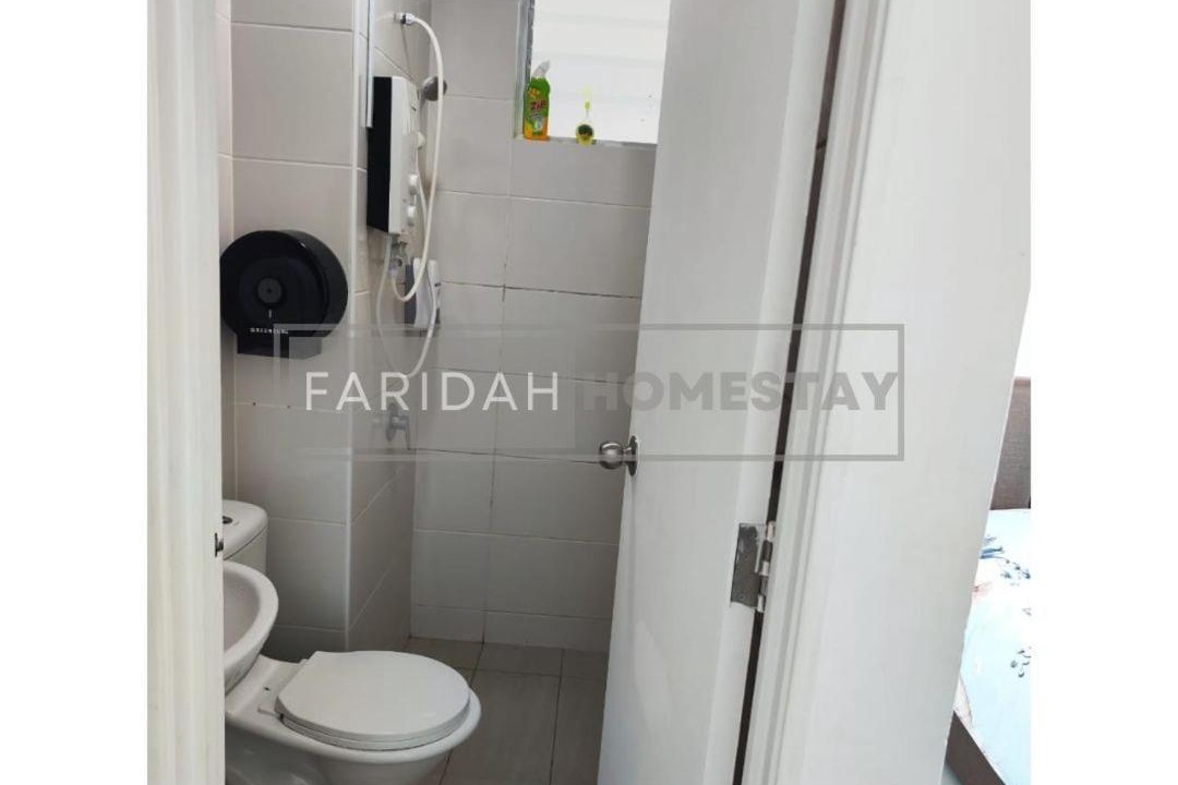 Photo of Bathroom in Pusat Komersil Lee Ling