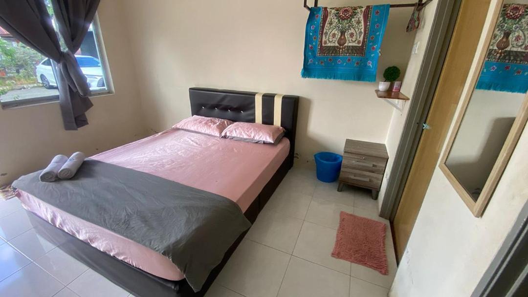 Photo of Bedroom in Kampung Begia