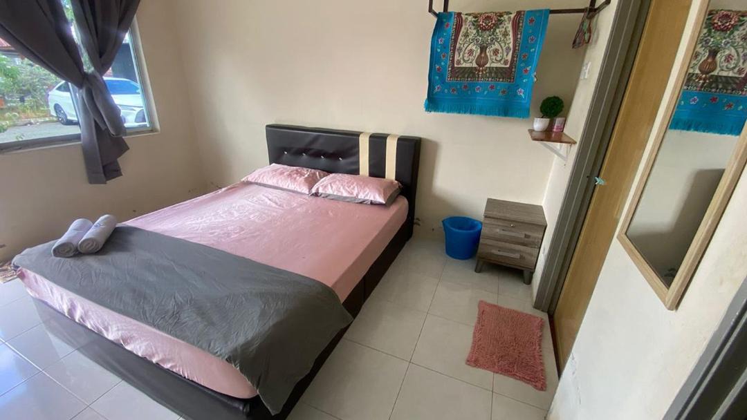 Photo of Bedroom in Kampung Begia