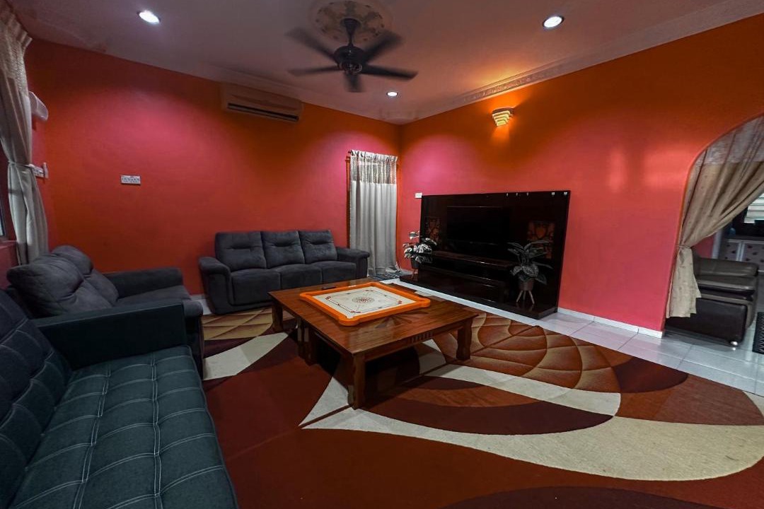 Photo of Livingroom in Parit Sakai