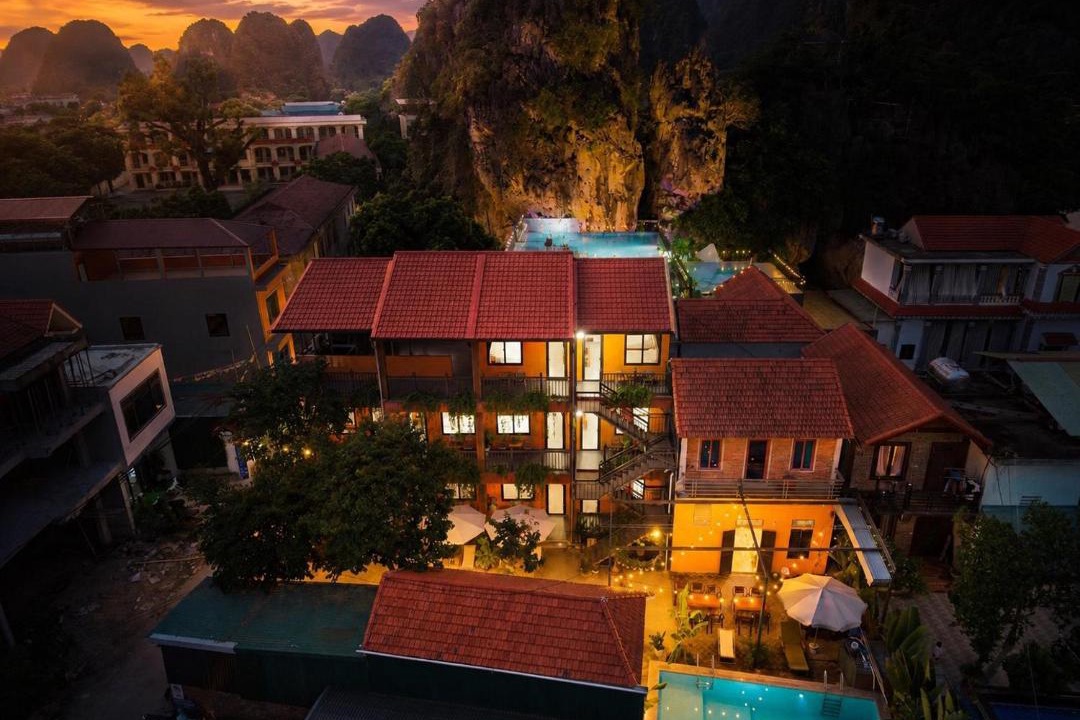 Photo of Others in Hoa Lu
