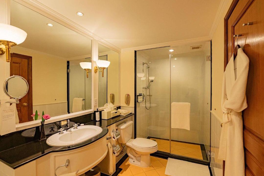 Photo of Bathroom in Sangkat Sla Kram