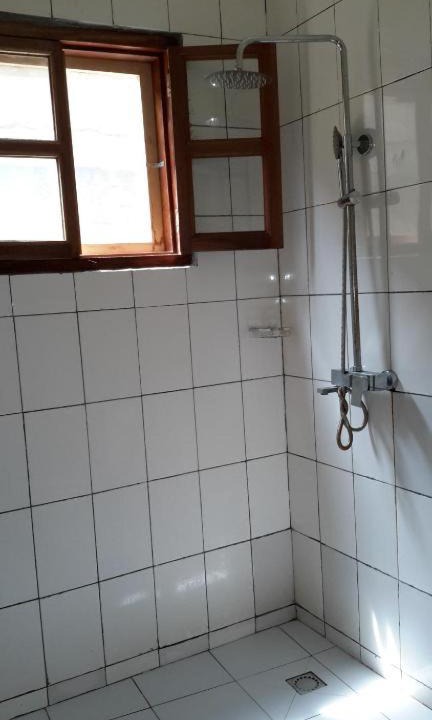 Photo of Bathroom in Bimbo
