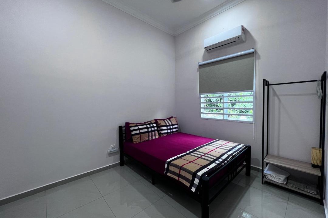 Photo of Bedroom in Taman Abu Zarim