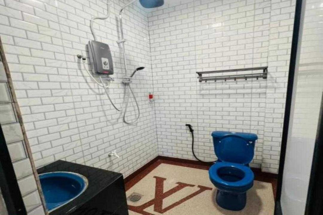 Photo of Bathroom in Lundu