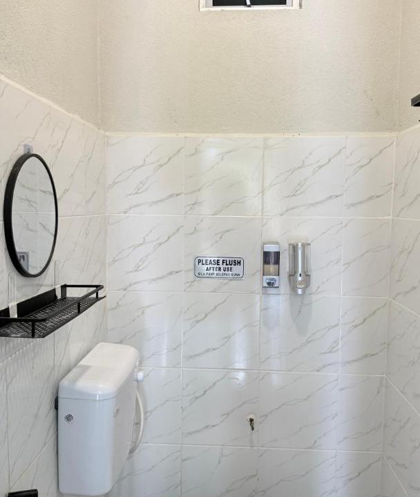 Photo of Bathroom in Kampung Raya Rawa