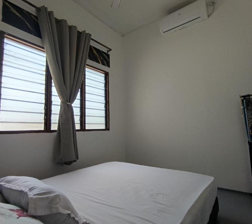 Photo of Bedroom in Kampung Jambu Bongkok