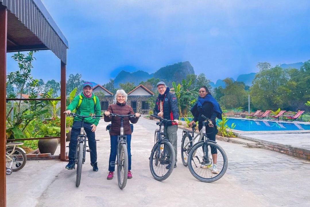 Photo of Others in Hoa Lu