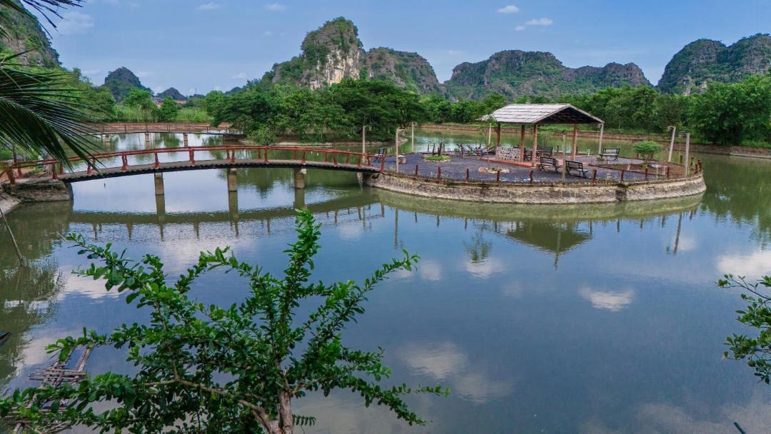 Photo of Others in Hoa Lu