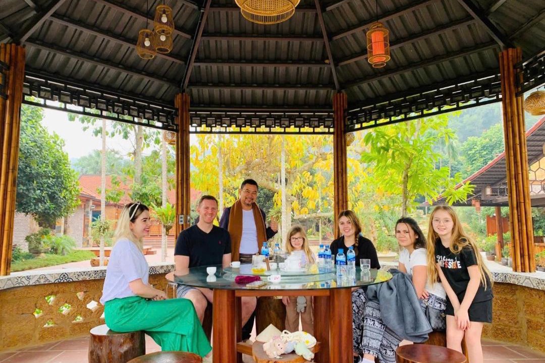 Photo of Others in Quoc Oai
