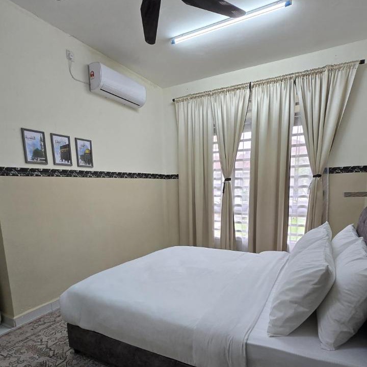 Photo of Bedroom in Kampung Bukit Rangin