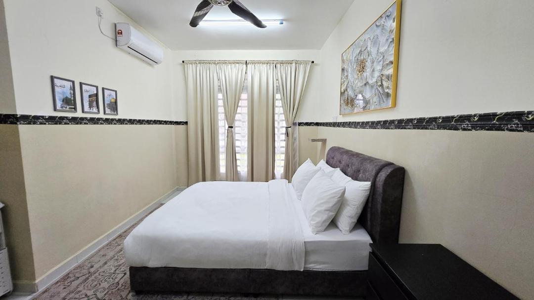 Photo of Bedroom in Kampung Bukit Rangin