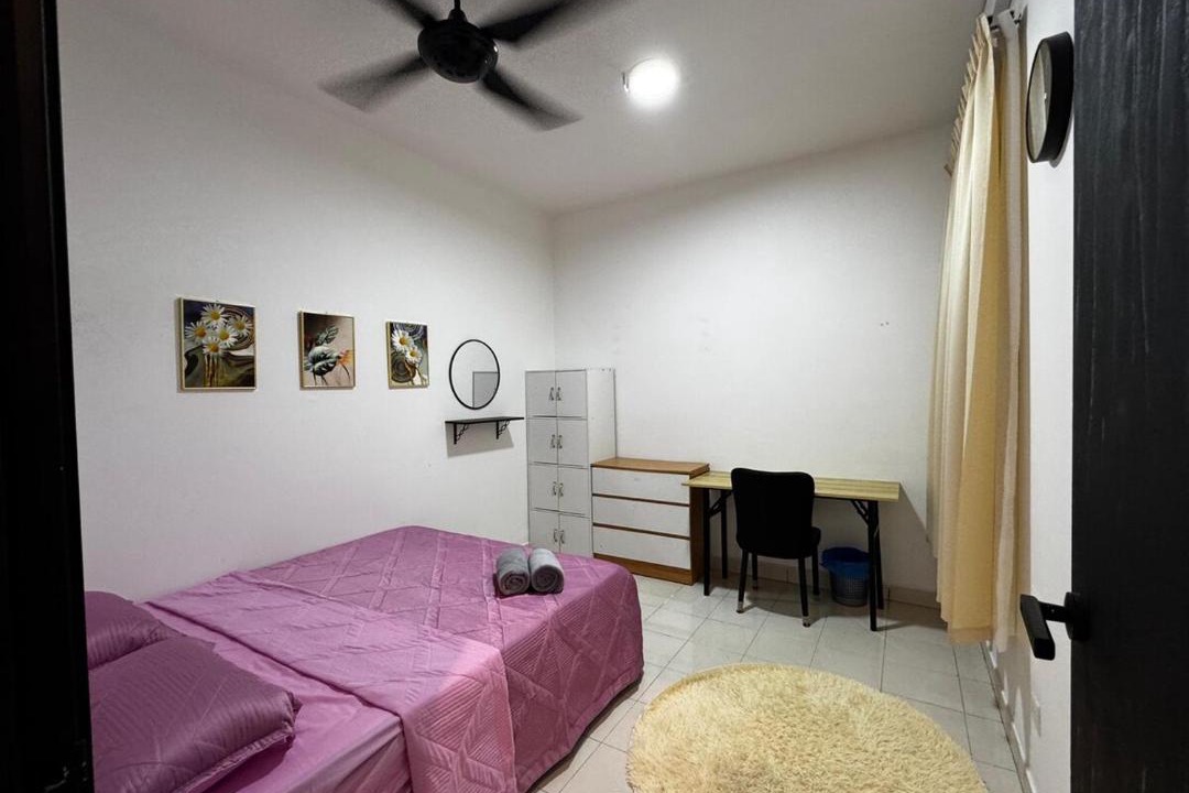 Photo of Bedroom in Melayu