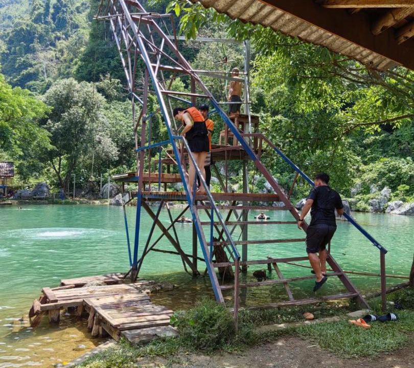 Photo of Others in Vang Vieng