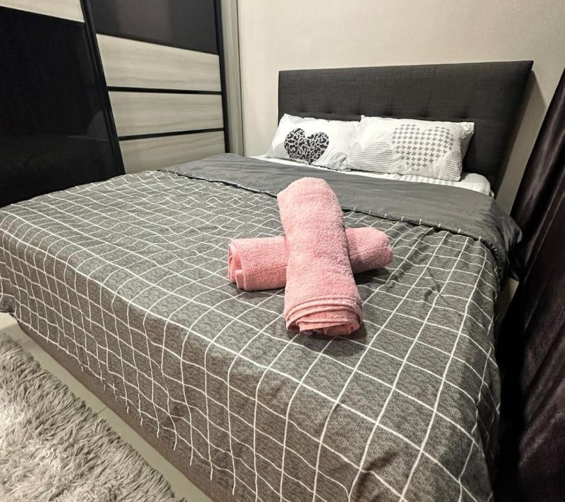 Photo of Bedroom in Taman Mount Austin
