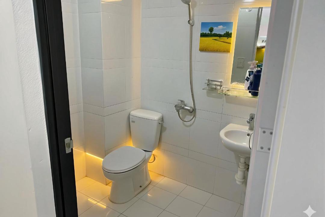 Photo of Bathroom in Trung Hoa Nhan Chinh