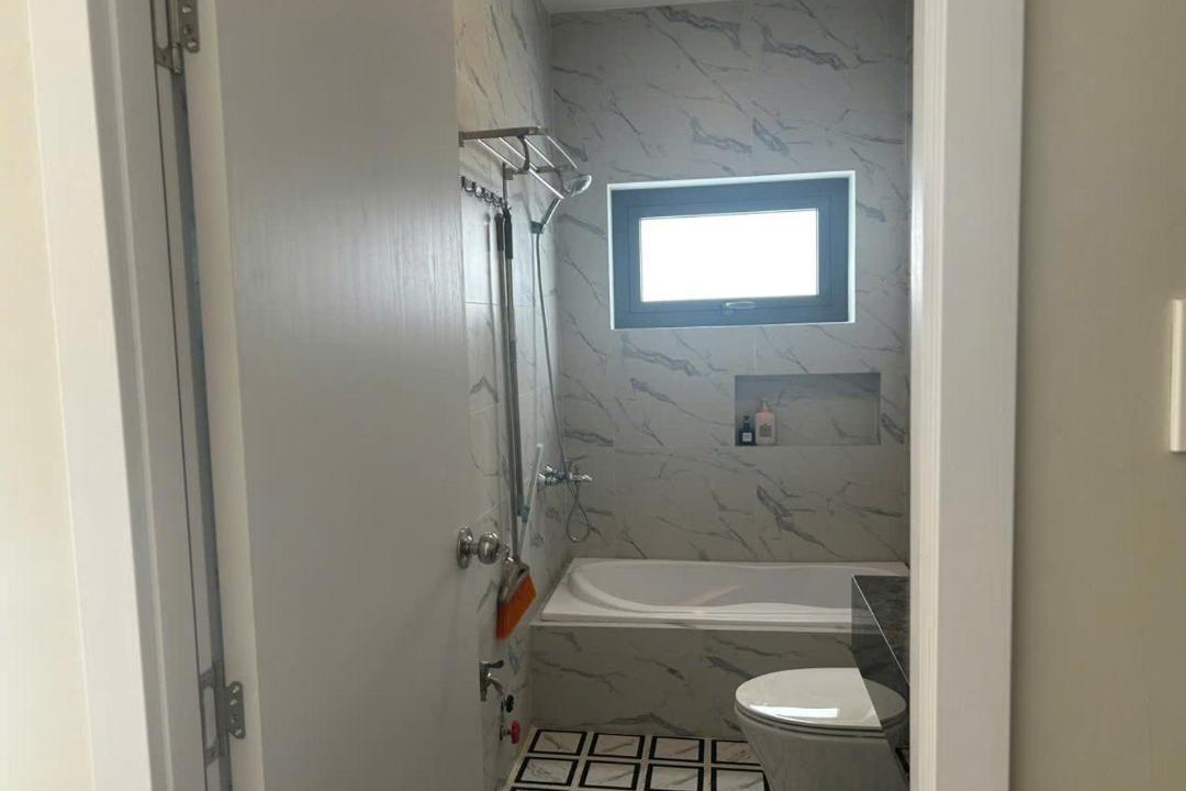 Photo of Bathroom in Ong Lang
