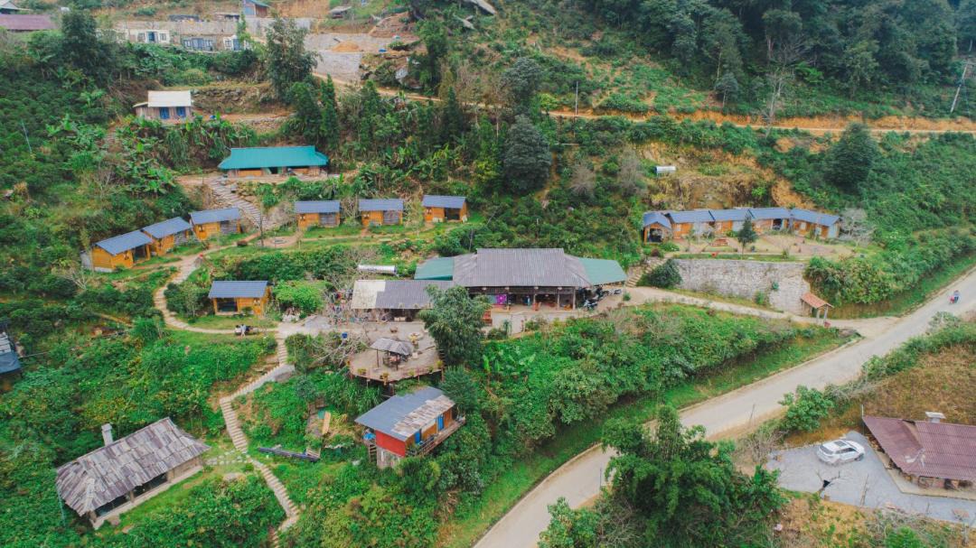 Photo of Buildings in Bac Yen