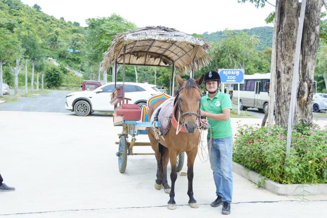 Photo of Others in Samraong Tong