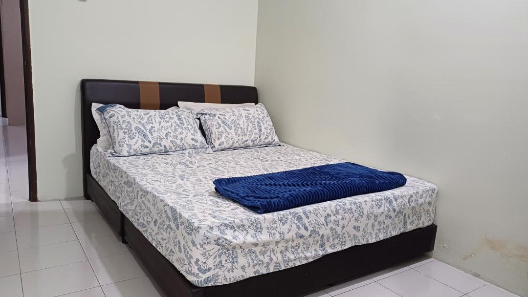 Photo of Bedroom in Kampung Behor Pisang