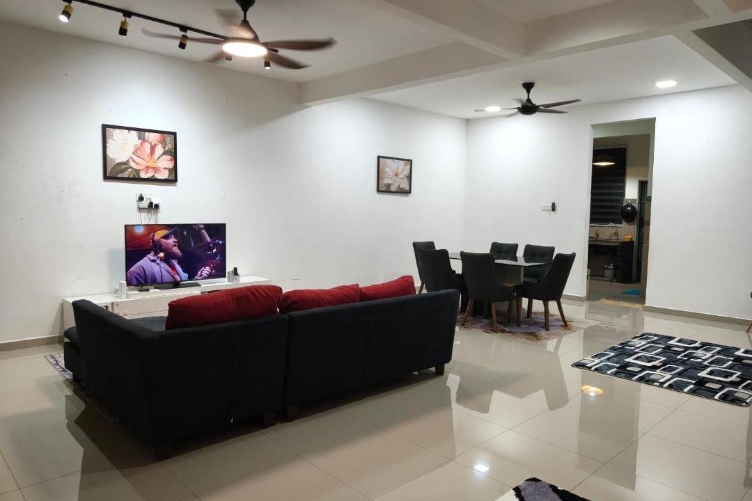 Photo of Livingroom in Bukit Kuin Satu